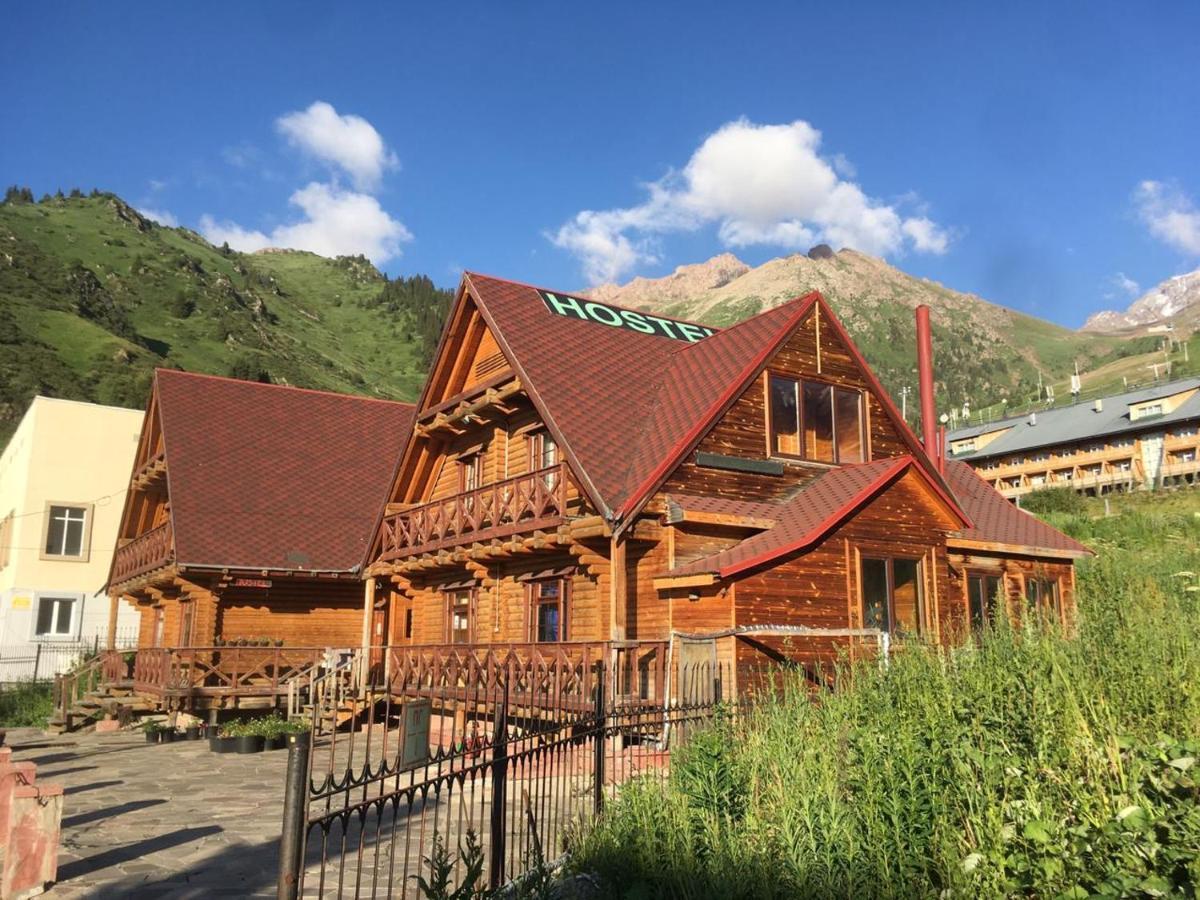 Hostel Shymbulak Алма Ата Екстериор снимка