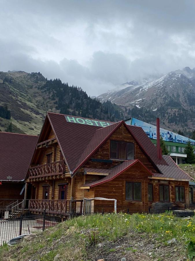 Hostel Shymbulak Алма Ата Екстериор снимка