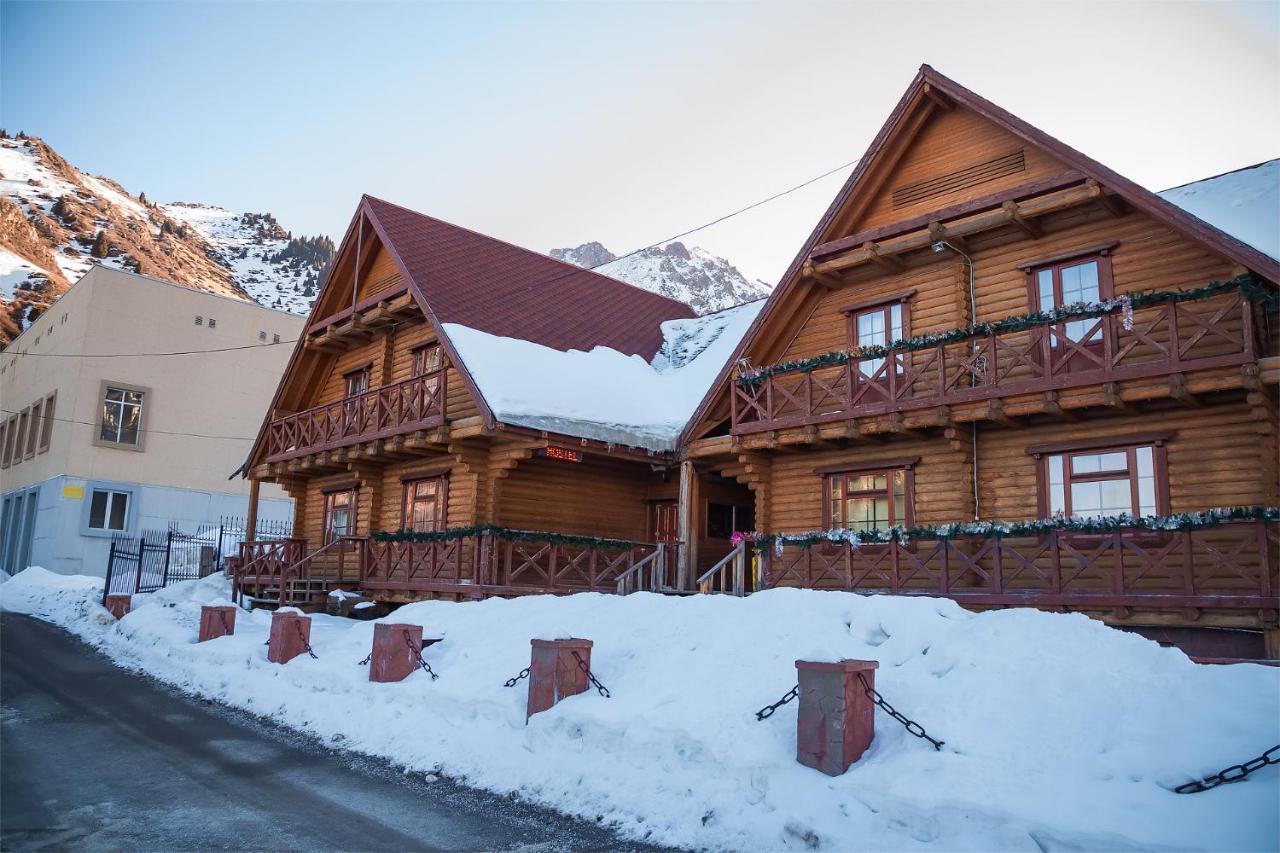 Hostel Shymbulak Алма Ата Екстериор снимка